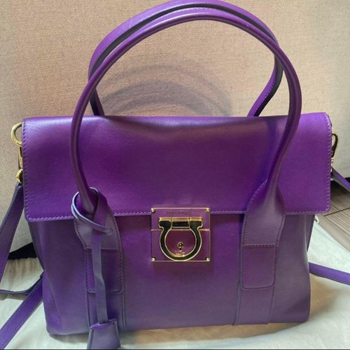 Ferragamo gancini d941 - ferragamo, 02