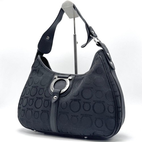 Salvatore ferragamo gancini - ferragamo,